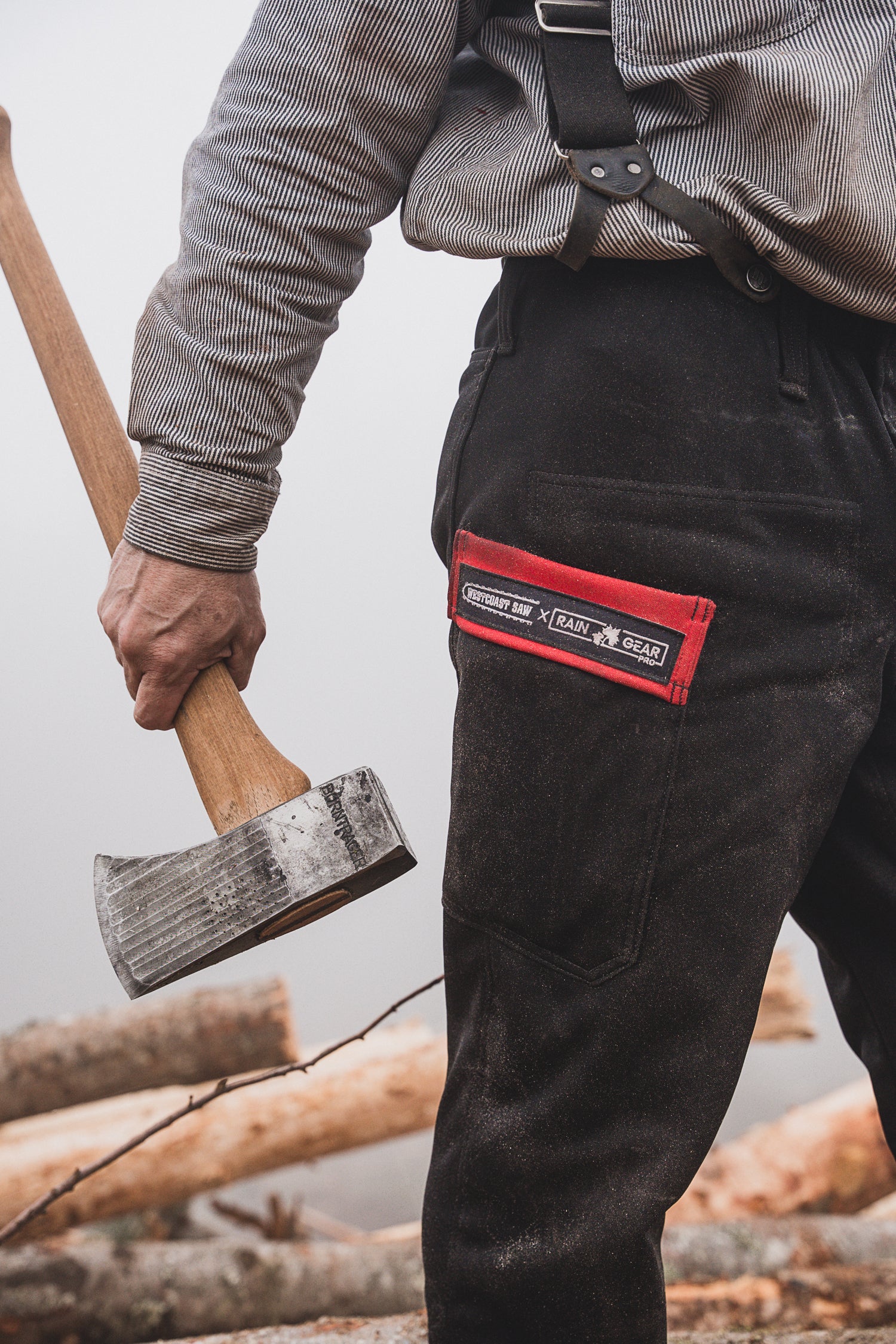 Detail of the exclusive WCS woven patch on the left front pocket